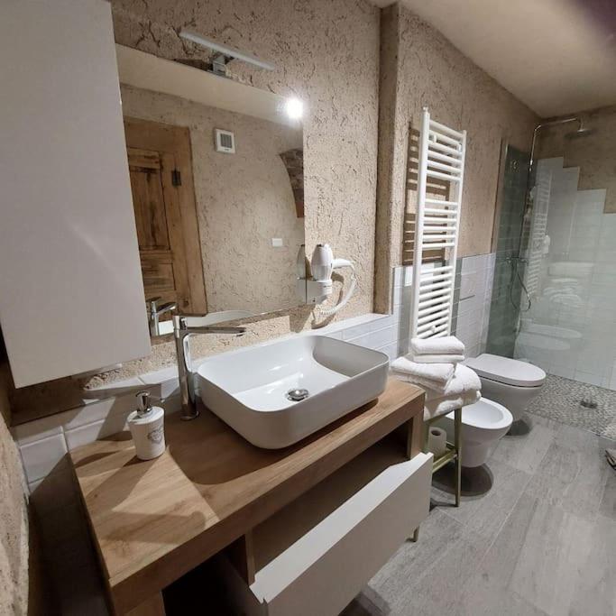 Istanti - Menta Appartement Costigliole Saluzzo Buitenkant foto